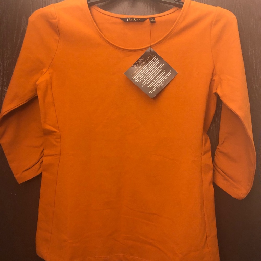 IMAN fitted 3/4 sleeve scoop neck shirt